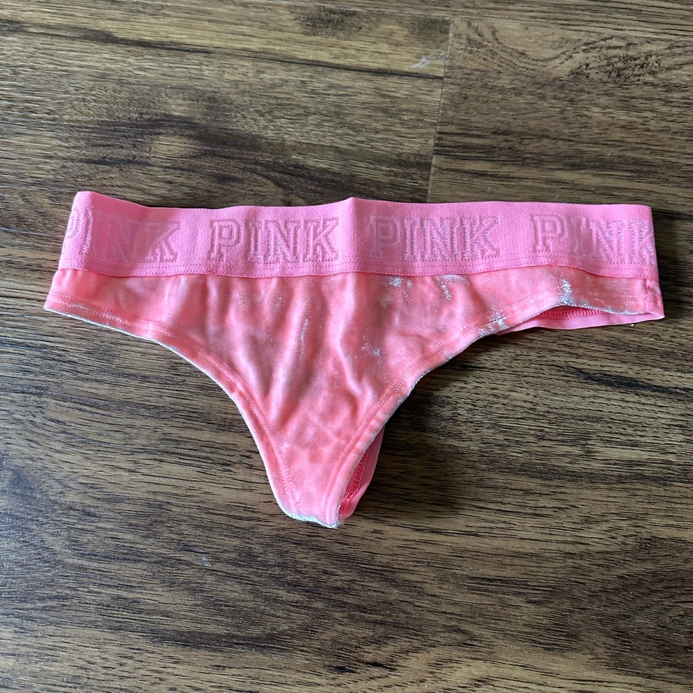 PINK Victoria’s Secret Velvet Thong XS